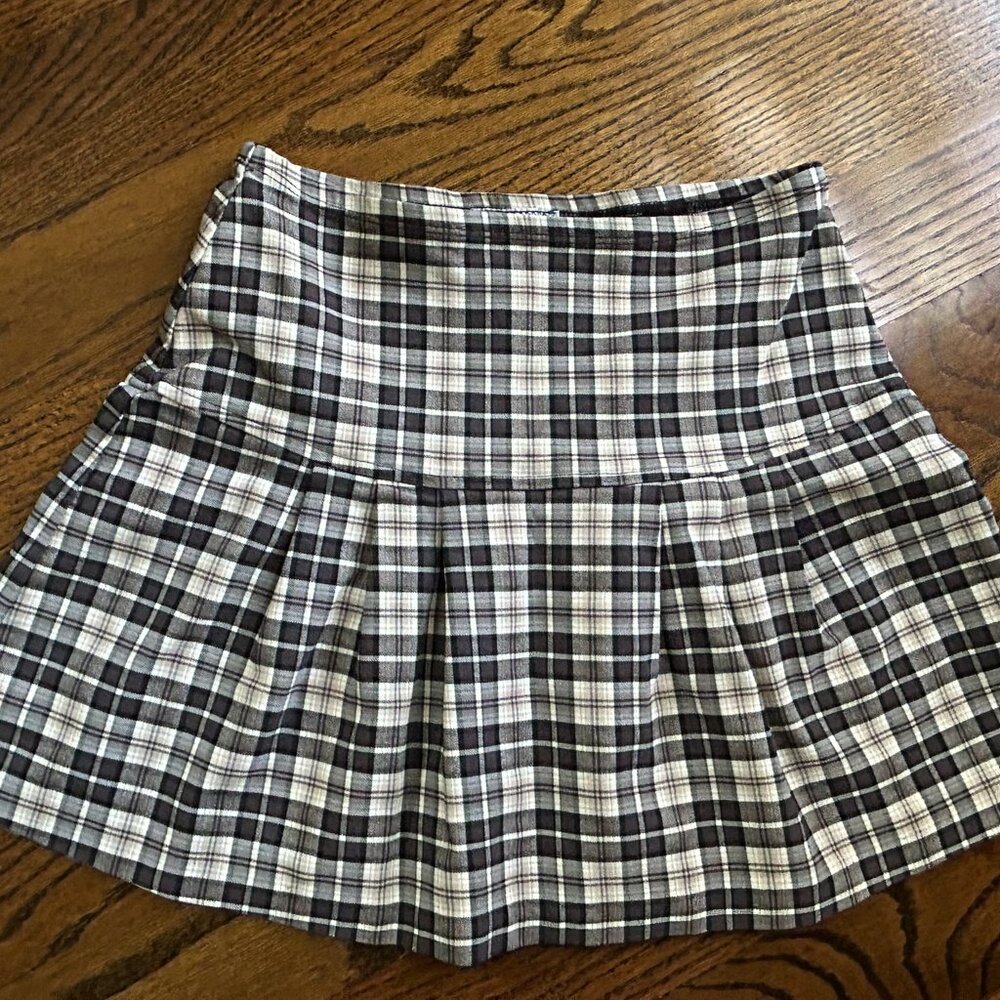 V&X Black & Grey Plaid Mini Pleated Skirt - Women's Small